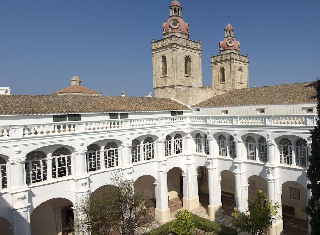 Grupoandria El Claustre De Ciutadella - Hospederia 호스텔 외부 사진